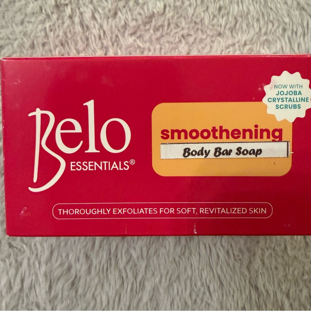 Belo Essentials Smoothening Whitening Body Bar soap.